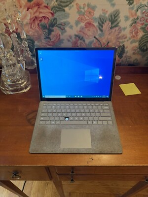 Microsoft Surface Laptop (1st Gen, Model 1769) | i7-7660U | 16GB