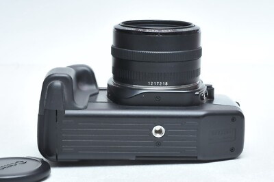 Canon EOS 650 Film SLR Camera w/EF 50mm f1.8 Lens Kit (Metal Mount