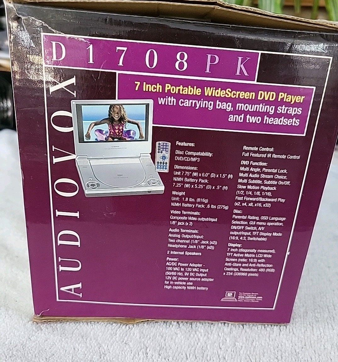 Audiovox D1708 Portable DVD Player (7