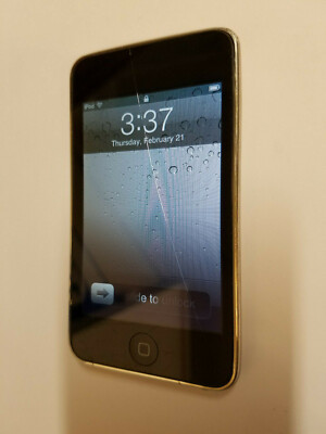 Apple iPod Touch 3rd Generation Black 32GB PC008LL Mp3 Music