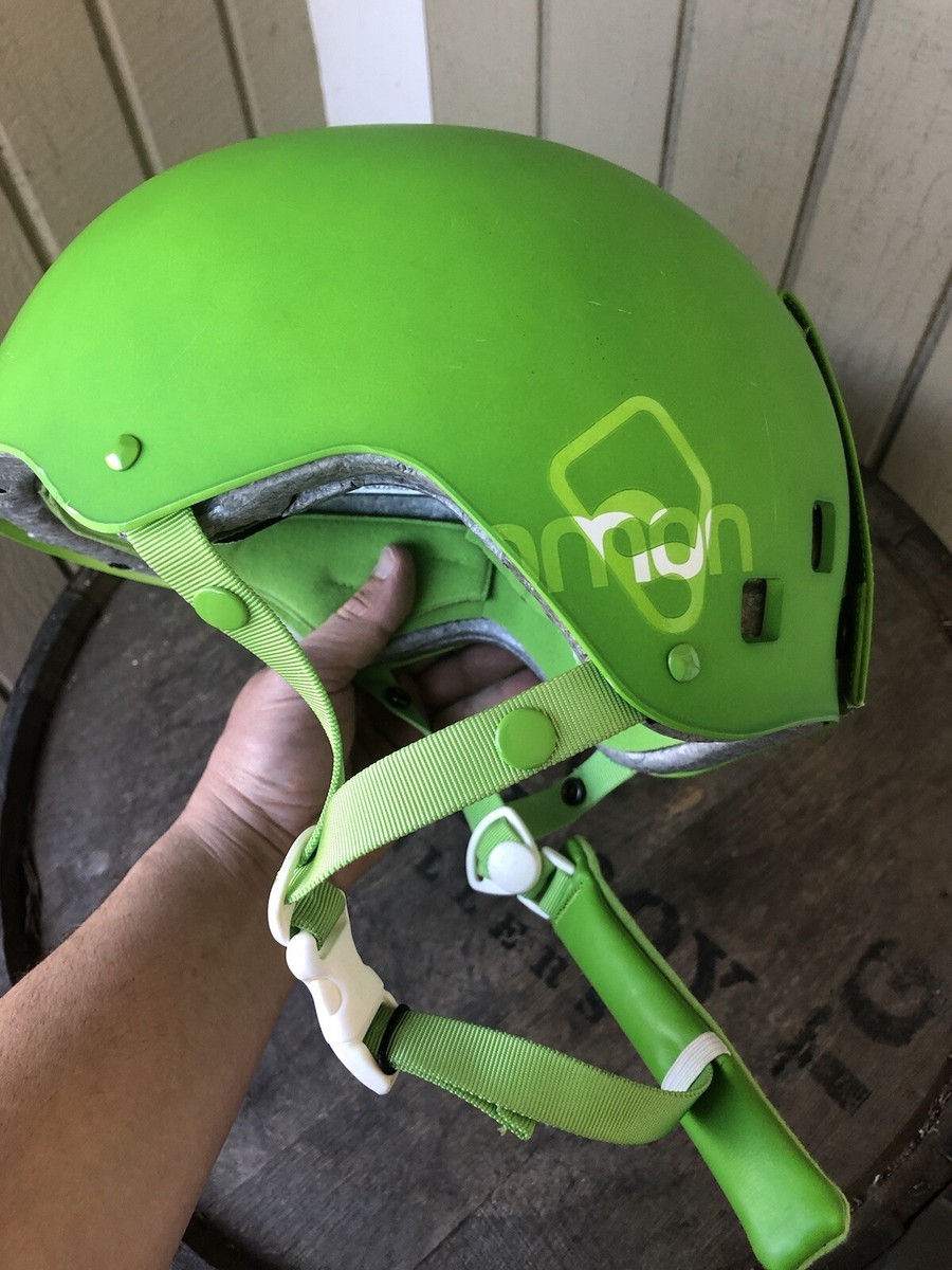 SALOMON BRIGADE Green Matt L 58-59cm Snowboard Helmet Beanie