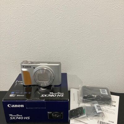 Open Box - Canon PowerShot SX740 HS Compact Digital Camera Silver