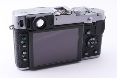 Fujifilm finepix FinePix X20 digital camera W. 4x Zoom Lens Silver