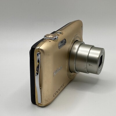 Nikon COOLPIX S3300 16 MP Digital Camera 6X Zoom gold from japan