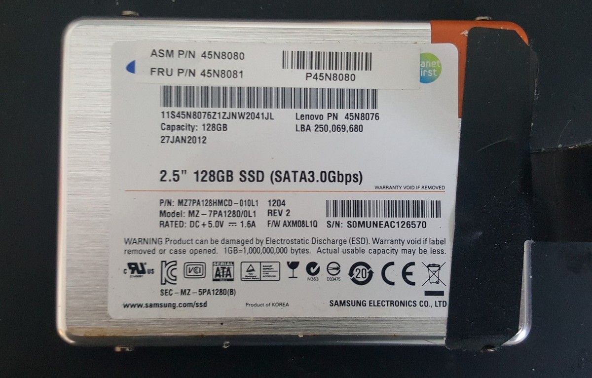 Samsung MZ7PA128HMCD-010L1 128GB SSD 2.5