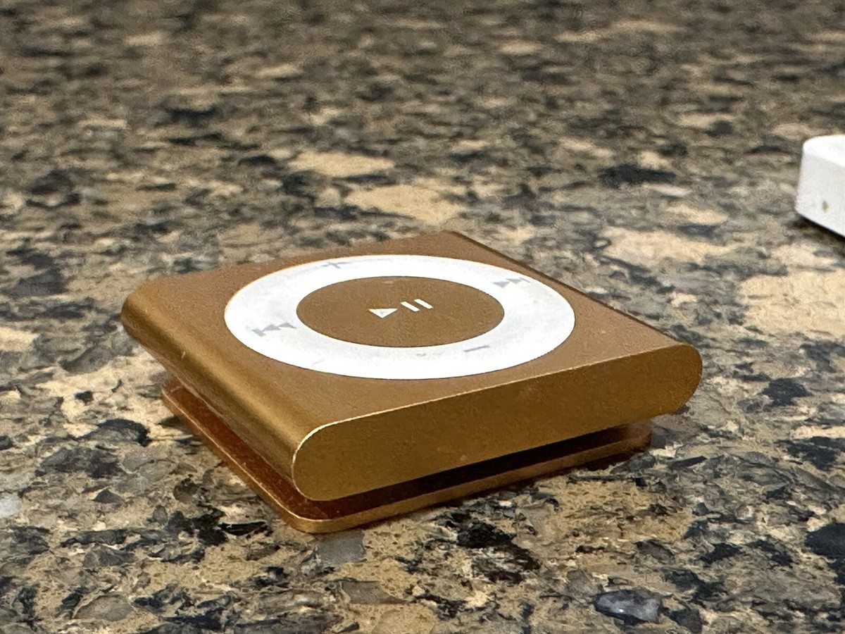 AUTHENTIC APPLE IPOD SHUFFLE 4th GENERATION 2 GB 🧡 ORANGE 🧡 | eBay