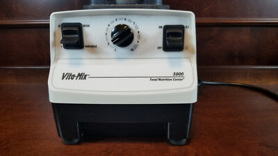 Vitamix 5000 Total Nutrition Center Blender w/ 64oz Pitcher-CLEAN