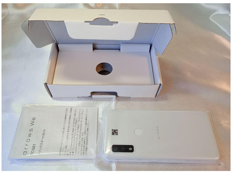 Fujitsu arrows We FCG01 White UNLOCKED SIM-FREE 5.7 inch RAM 4G