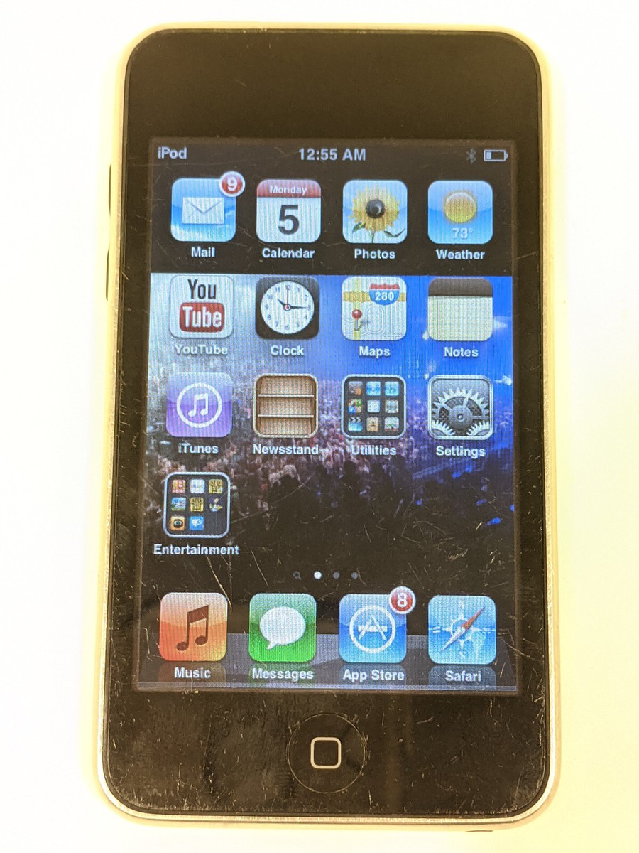 Apple iPod Touch 32GB 3rd Generation Model # A1318 | eBay