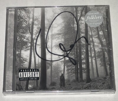 Taylor Swift Heart Signed Auto Autograph Folklore CD Booklet