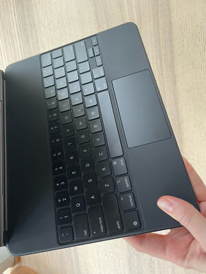 Apple iPad Magic Keyboard Model A2480 for iPad Pro 12.9 In Black