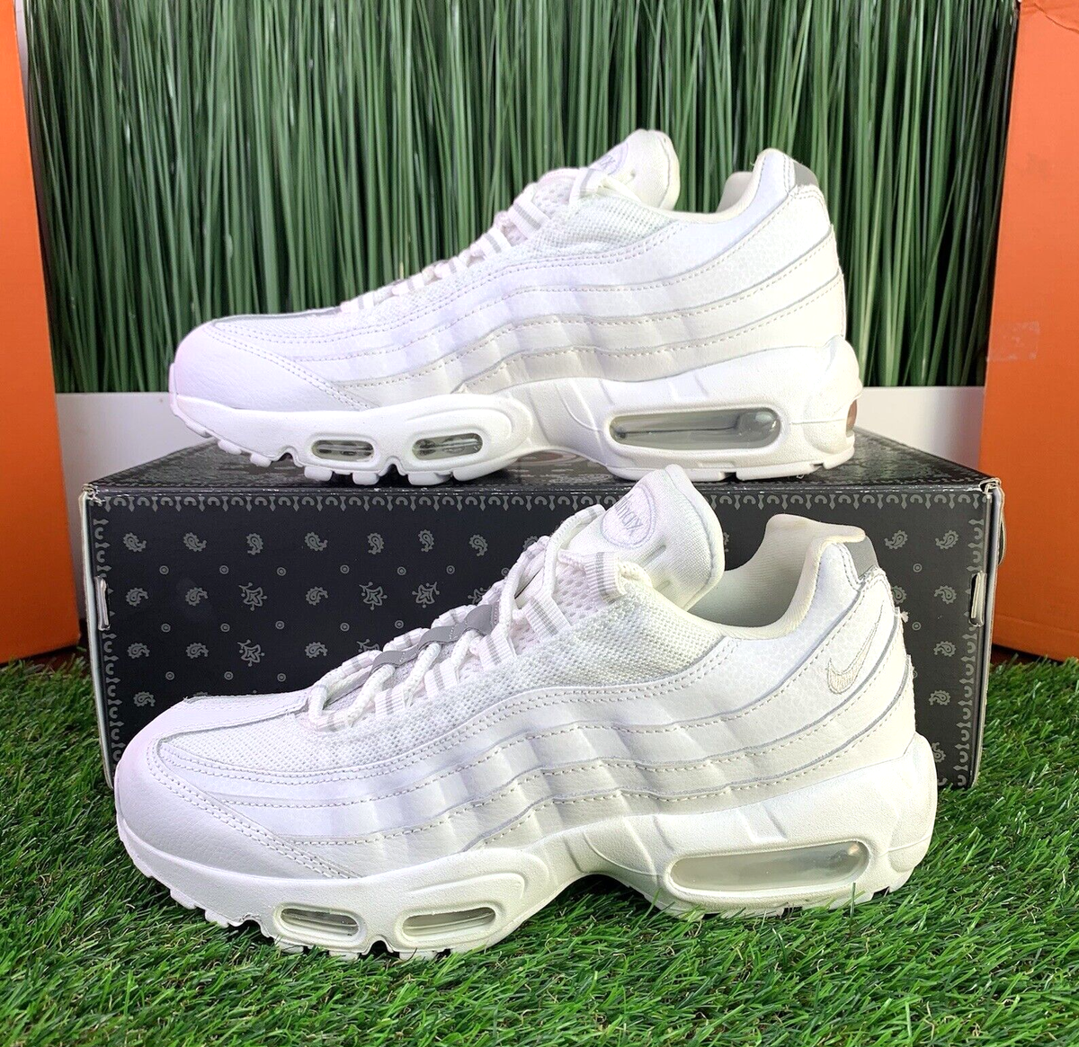 Nike Air Max 95 Triple White Womens Running Shoes Mens Size 7