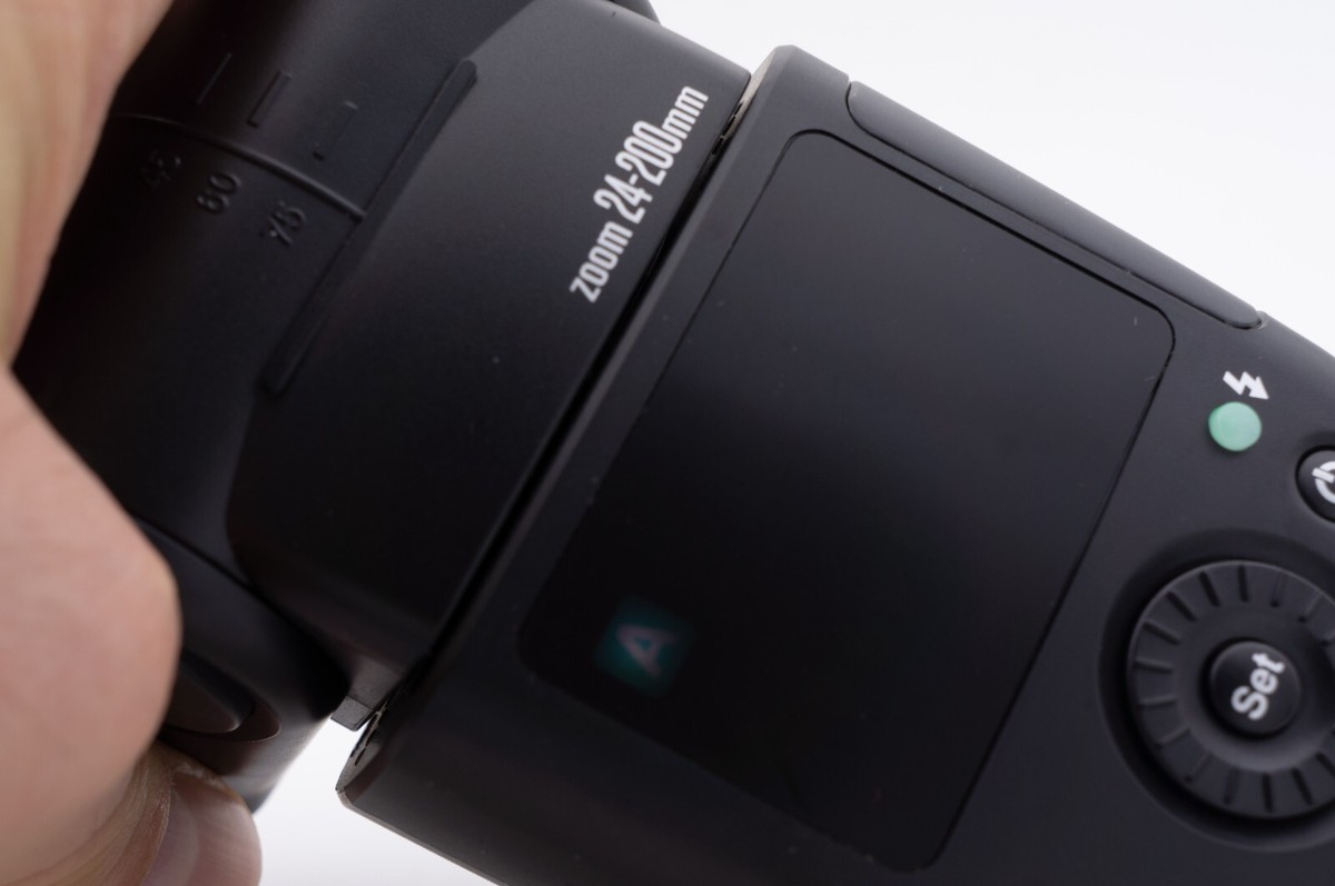 Nissin Di700A Shoe Mount Flash for Olympus , Panasonic Micro Four