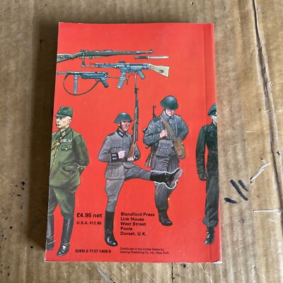 World Army Uniforms since Nineteen Thirty-Nine by Digby Smith and
