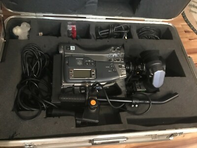 BROADCAST QUALITY GY-DV550 Pro-Mini DIGITAL Camcorder w/Canon Zoom