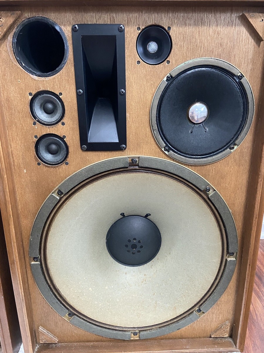 Vintage Sansui SP-3000 5 Way 6 speaker 15