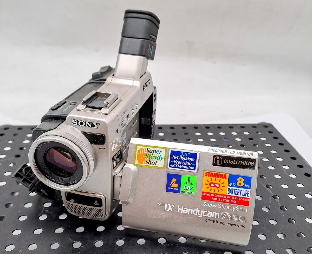 Sony DCR-TRV9 Mini DV Handycam Digital Camcorder - Japan /NO