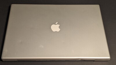 Apple Macbook Pro 17
