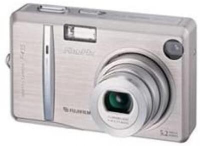 Fujifilm FinePix F Series F455 Zoom 5.2MP Digital Camera - Silver