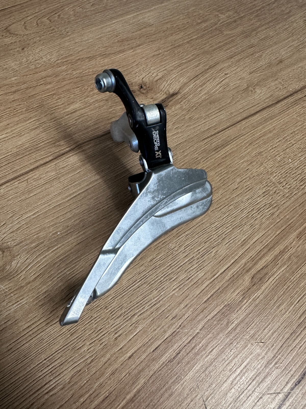 Shimano - NOS Deore XT Front Derailleur FD-M732 3x7 Clamp 28 | eBay