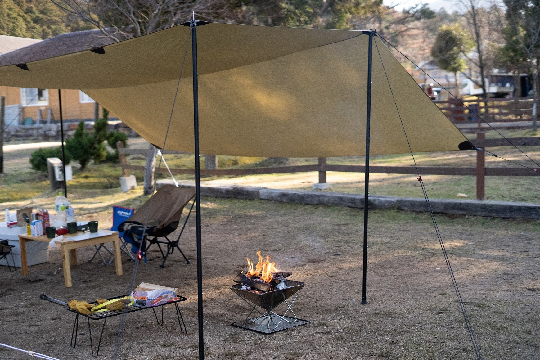 タトンカのタープの真下で焚き火を試してみた