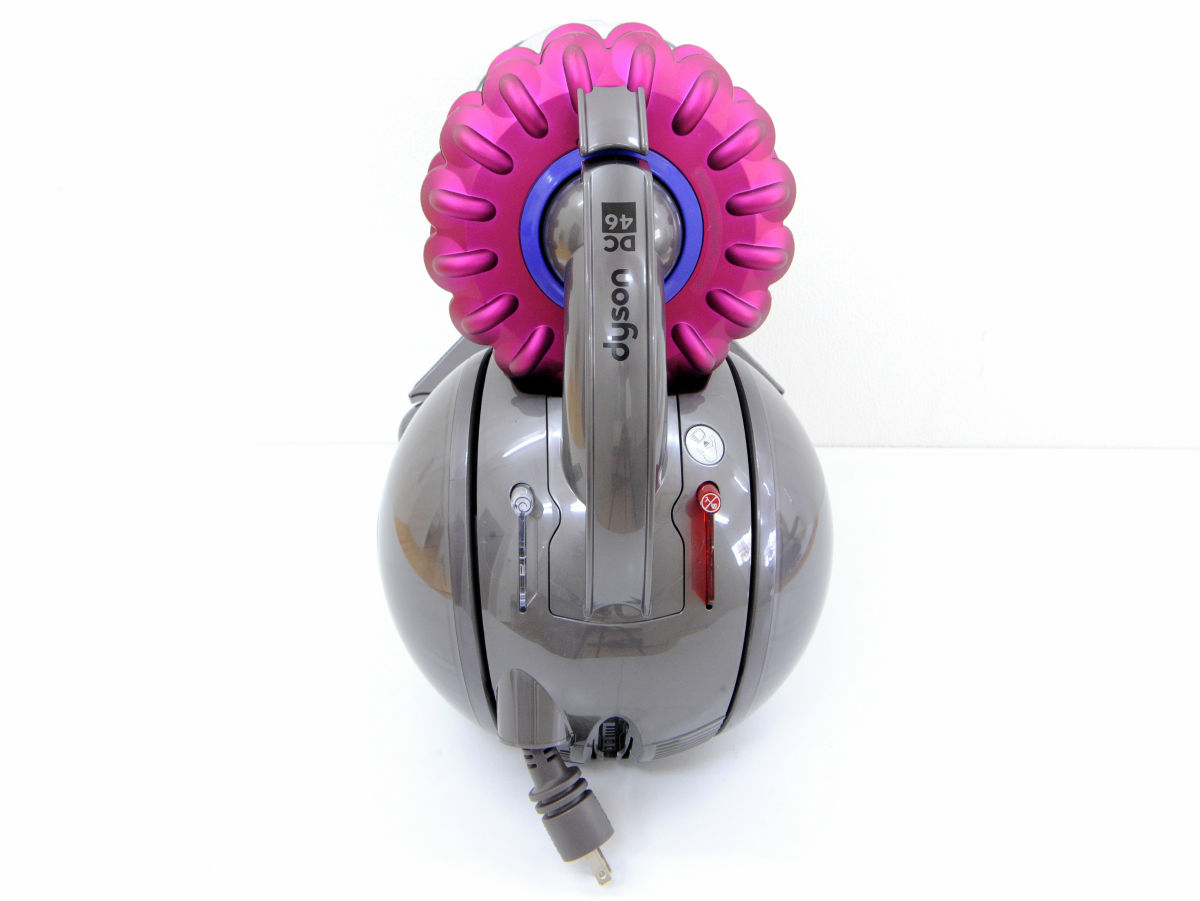 ダイソン史上最強、32個のサイクロン搭載で新次元の吸引力を実現した