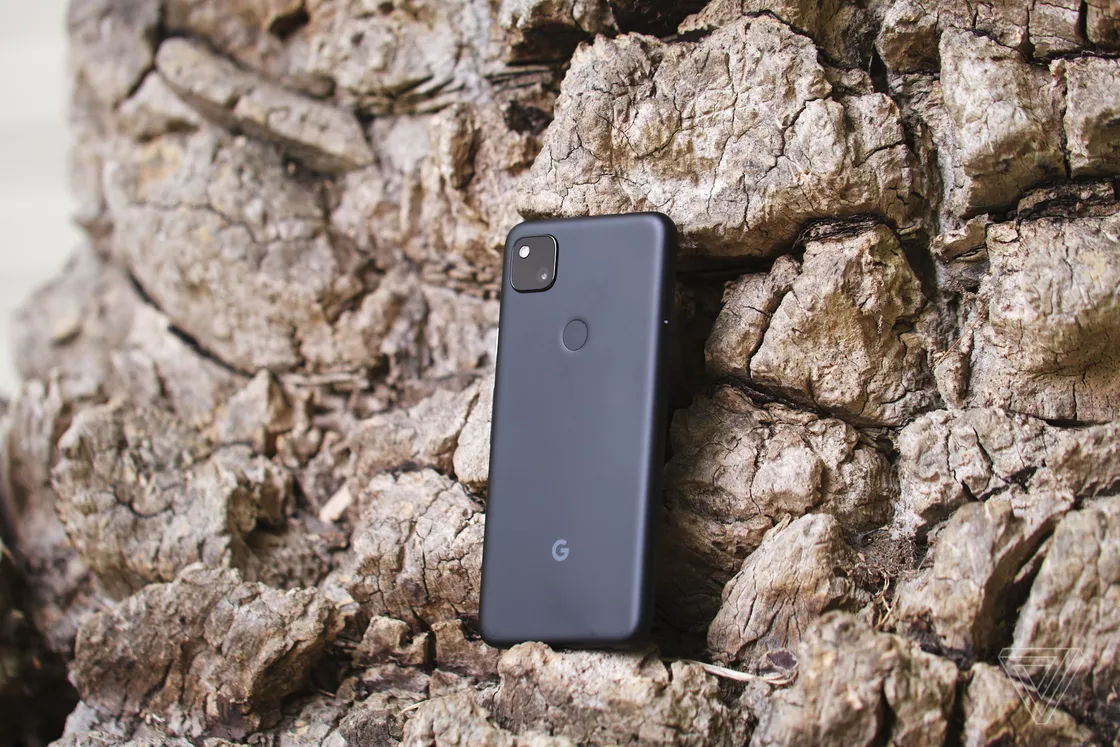 4万円台から購入可能なGoogle純正の最新スマホ「Pixel 4a」の海外
