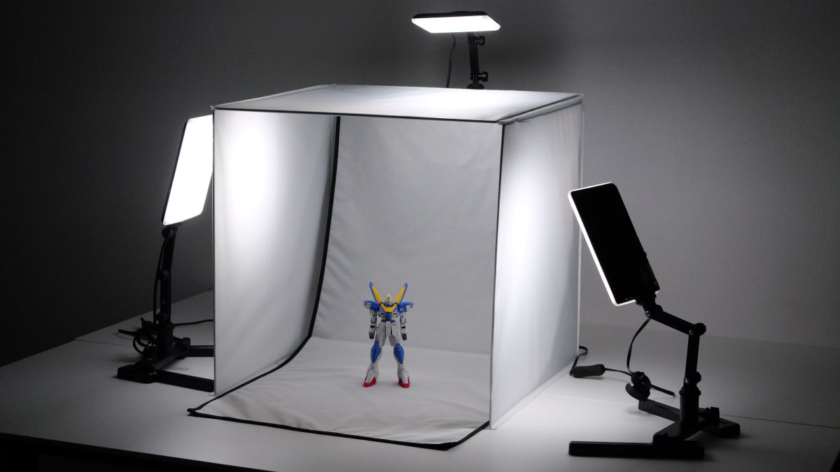 どこでも安定した光源でハイクオリティな物撮りができる持ち運びOKな