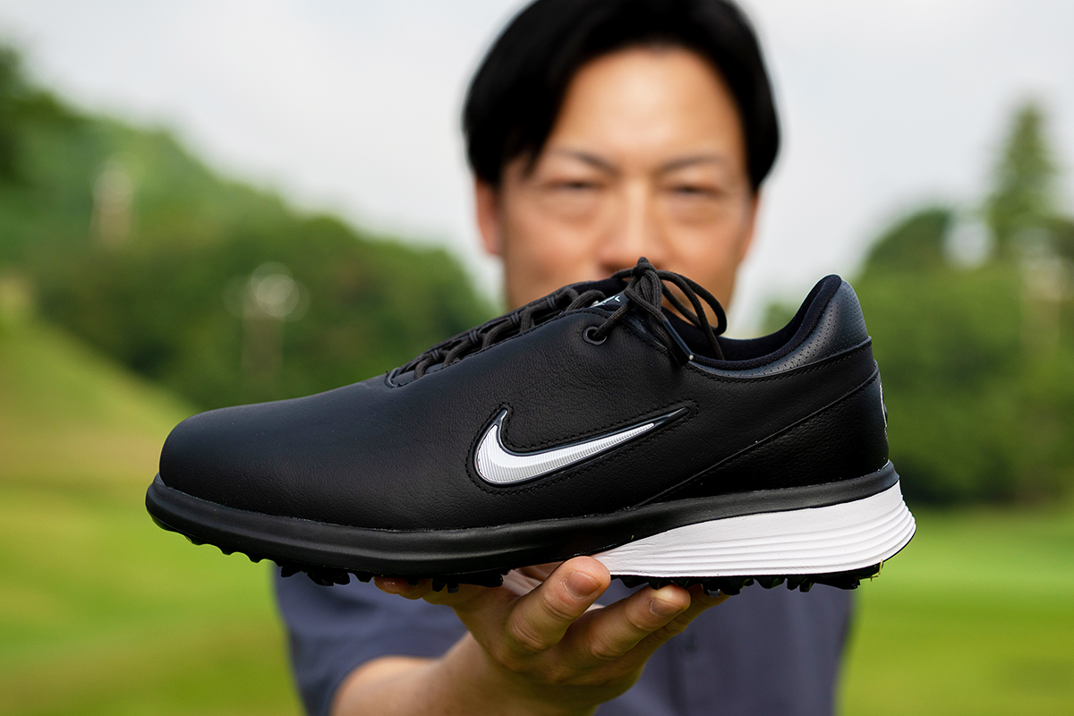 足裏がキラリ☆マキロイのスイングを支える“星のたわみ”とは ナイキ