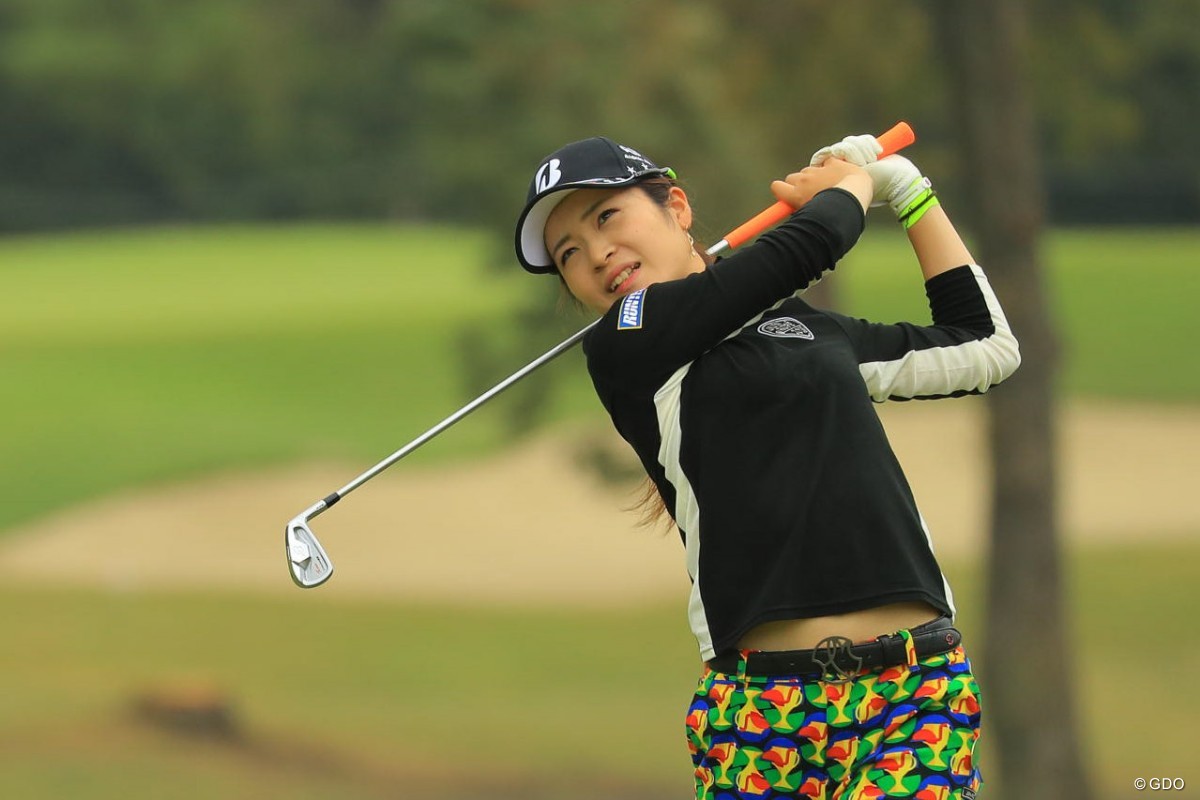 三ヶ島かなが単独首位で最終日へ アマ高久みなみは3差4位 【国内女子