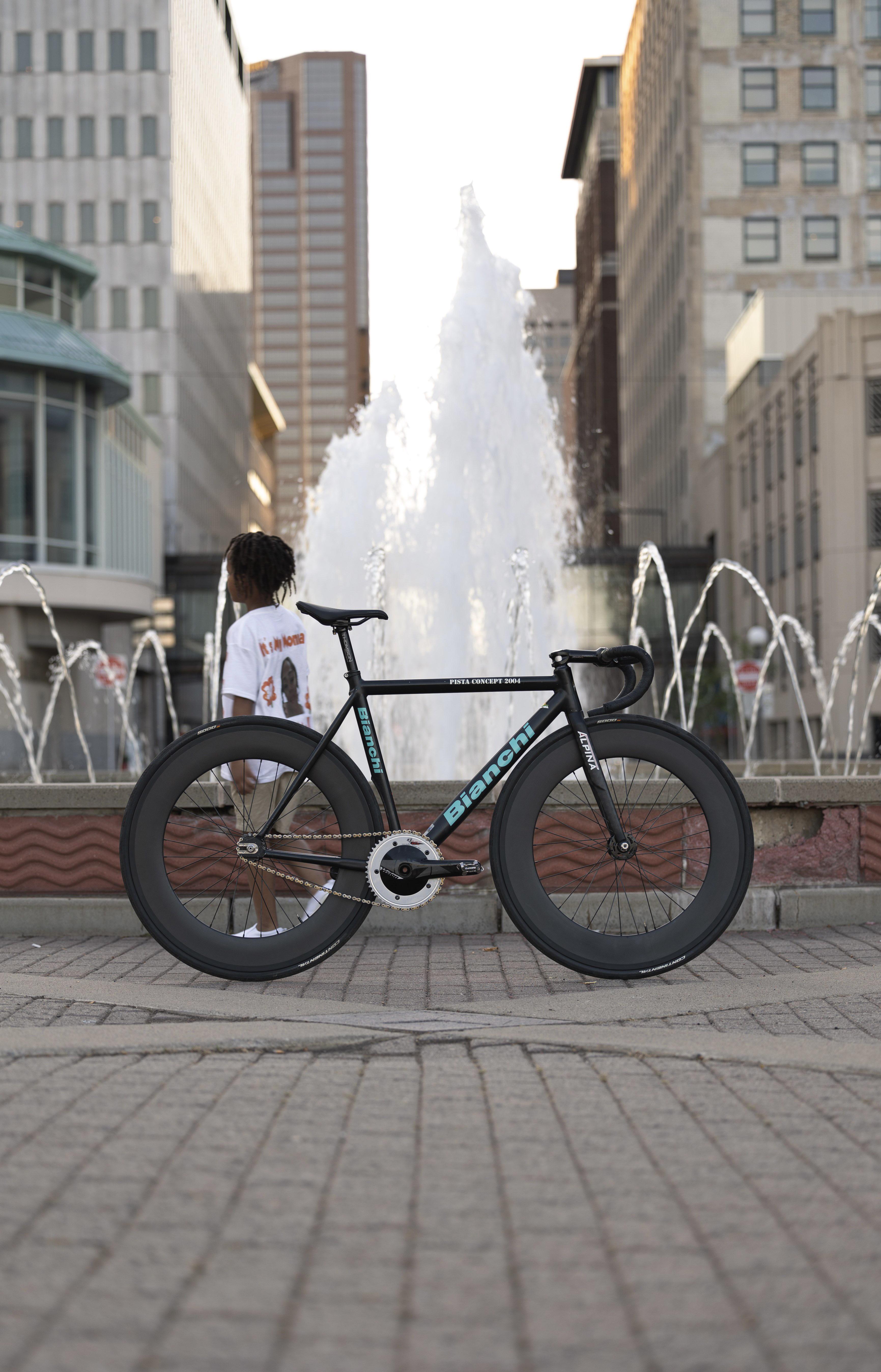 A photo of my Bianchi Pista Concept. My daily driver. : r