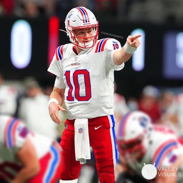 昔のユニフォームを捨てる : r/Patriots