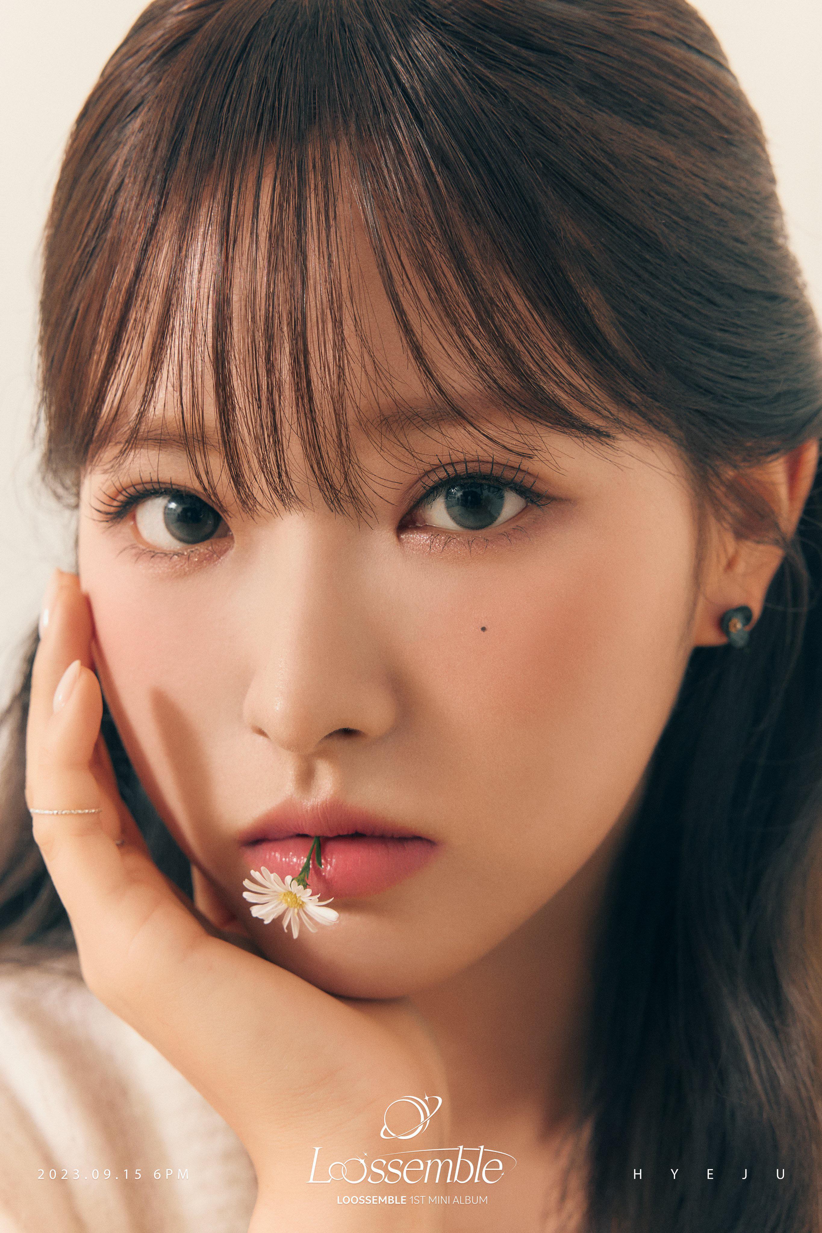 Loossemble - 1st Mini Album [Loossemble] (Hyeju Concept Photo