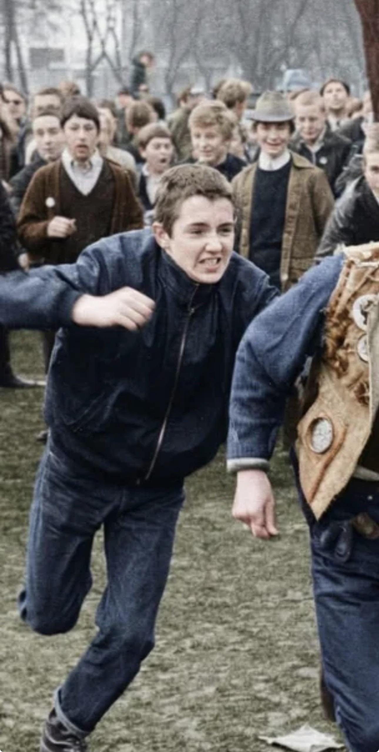 スキンヘッズ、Victoria Park、ロンドン 1970。 : r/HistoricalCapsule