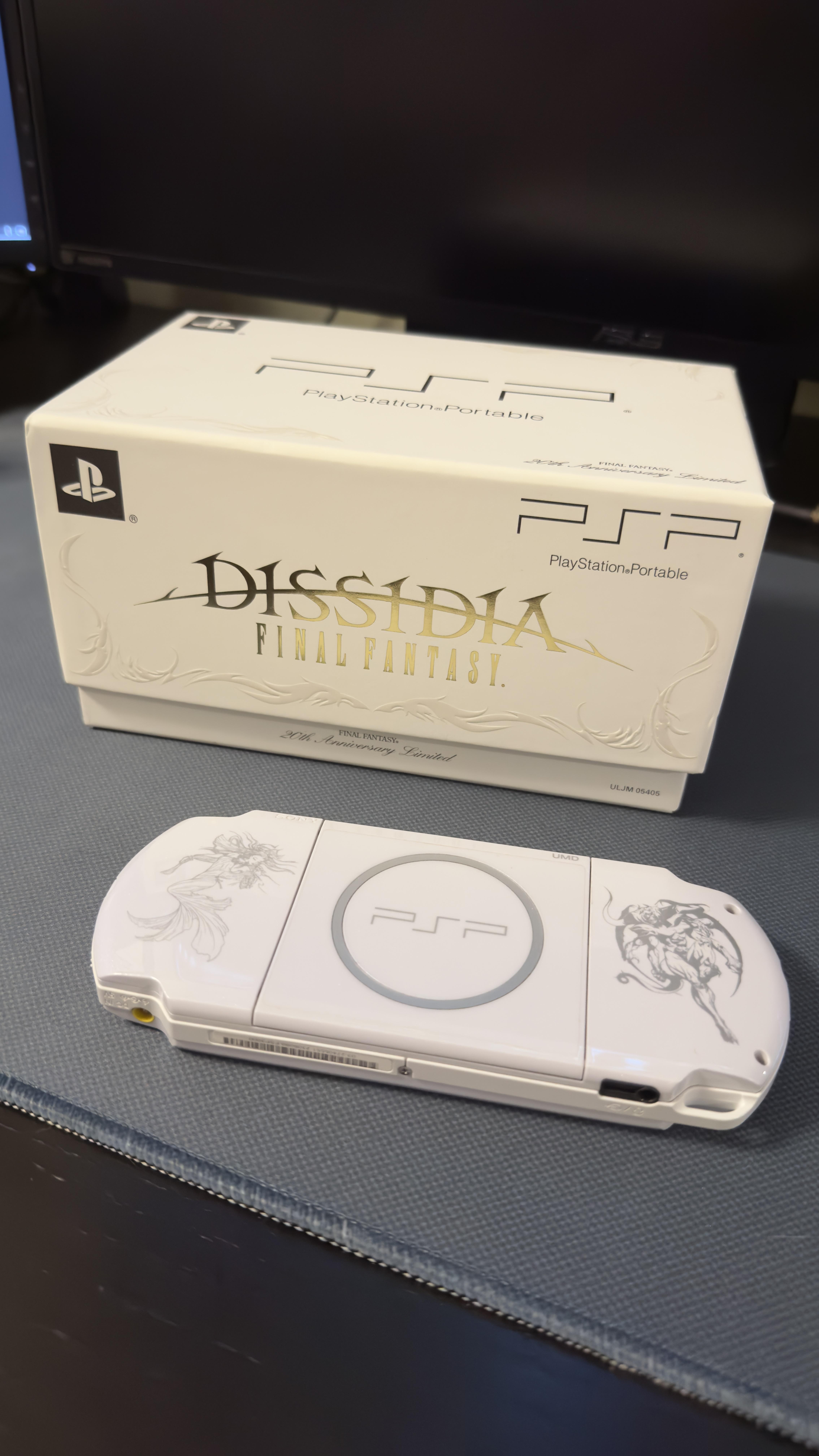 ディシディア ファイナルファンタジー 20周年記念限定版 : r/PSP
