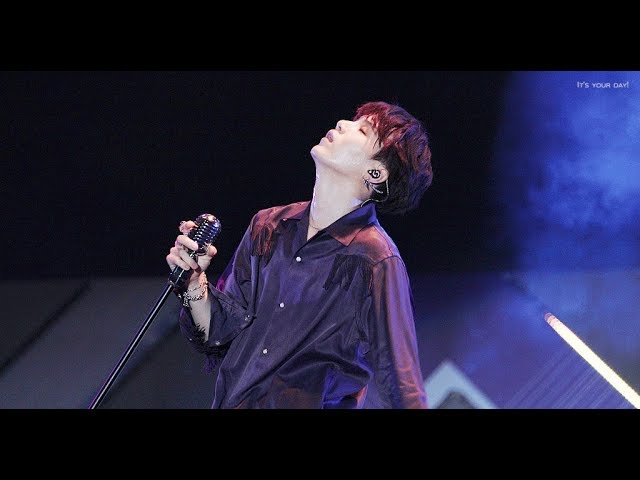 180622 롯데패밀리콘서트 BTS Air plane pt.2 SUGA 4k - YouTube
