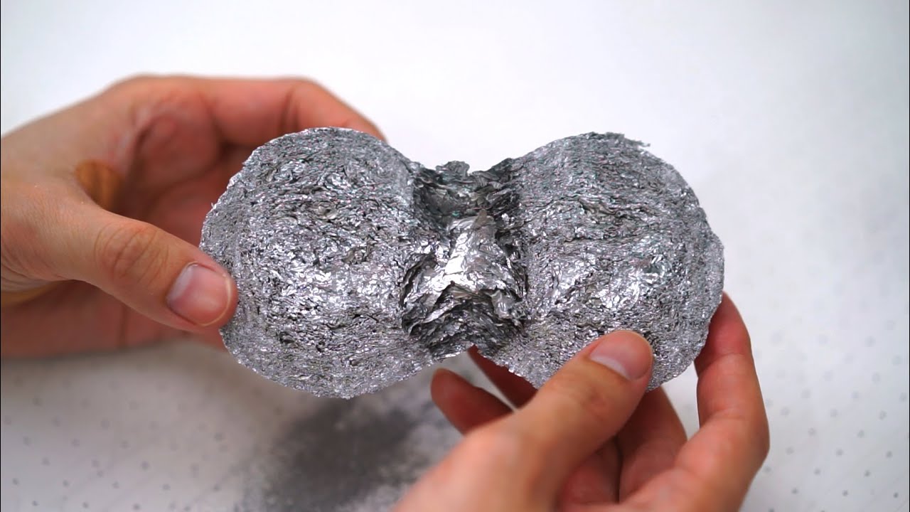 Inside a japanese foil ball. - YouTube