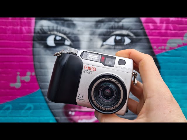 Olympus CAMEDIA C-2000 Z: 23 YEARS later! RETRO review - YouTube