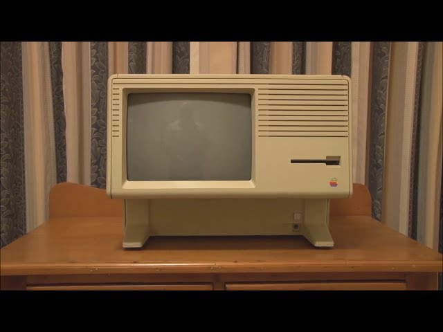 Macintosh XL / Apple Lisa 2 (1984) Full Tour and Disassembly - YouTube