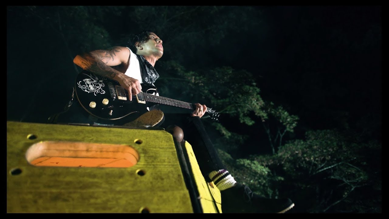 降谷建志 | Swallow Dive | ビクターエンタテインメント