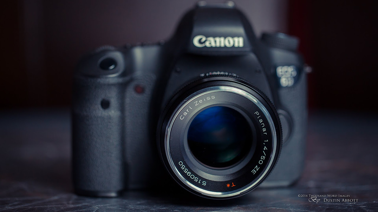 Zeiss 50mm f/1.4 Planar T* Lens Real World Review - YouTube