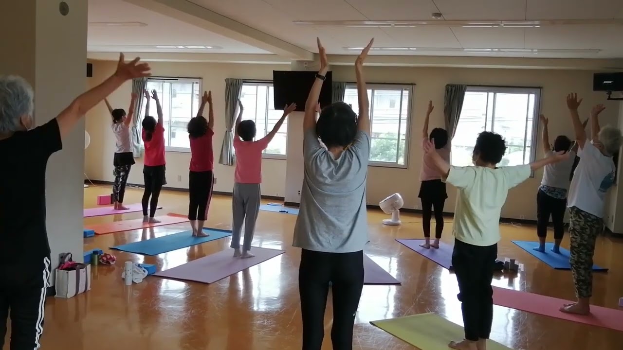 高槻市】大冠北第1コミュニティセンター 主催講座「ヨガ」 - YouTube
