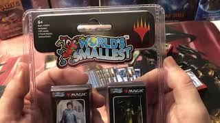 Worlds Smallest Magic the Gathering decks unboxing! Jace vs Vraska