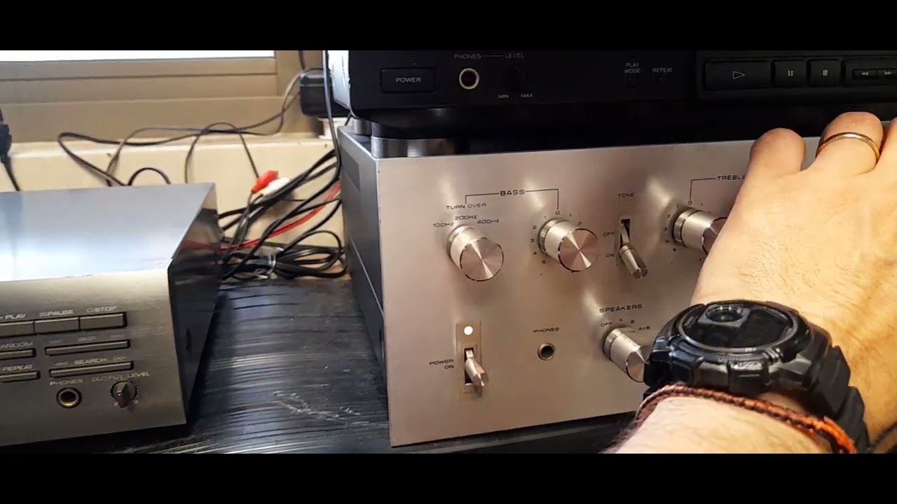 Cd Player Yamaha CDX-640 PLatinium edition - YouTube