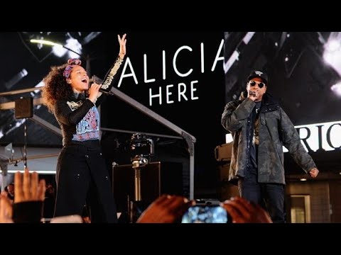 Jay Z & Alicia Keys - Empire State Of Mind (Live Times Square NYK