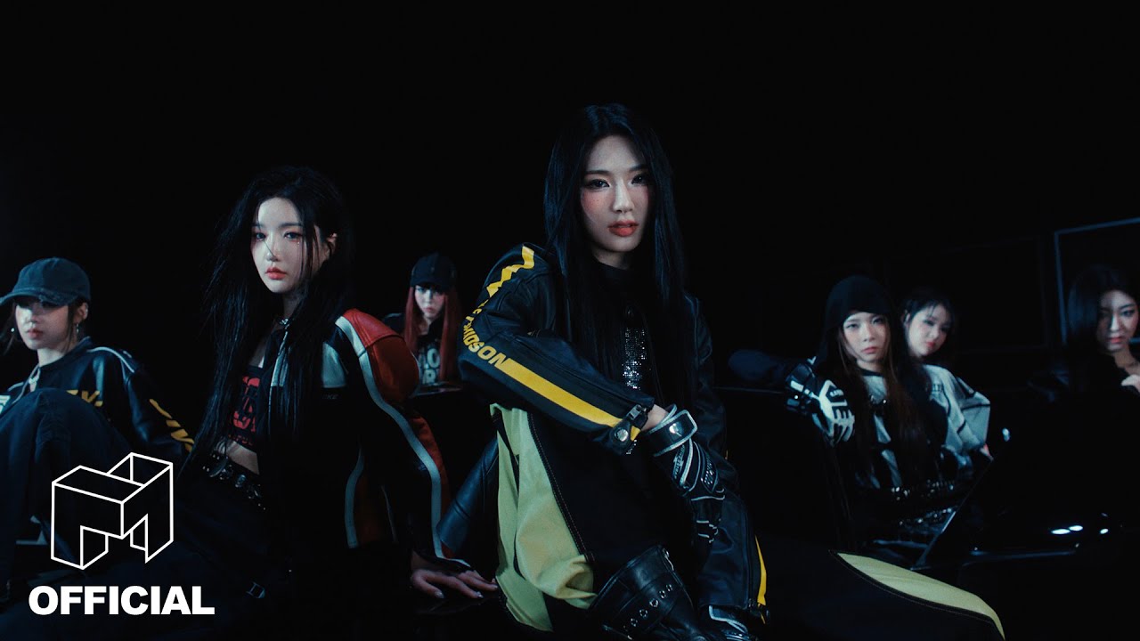 트리플에스(tripleS) 'Rising' MV - YouTube