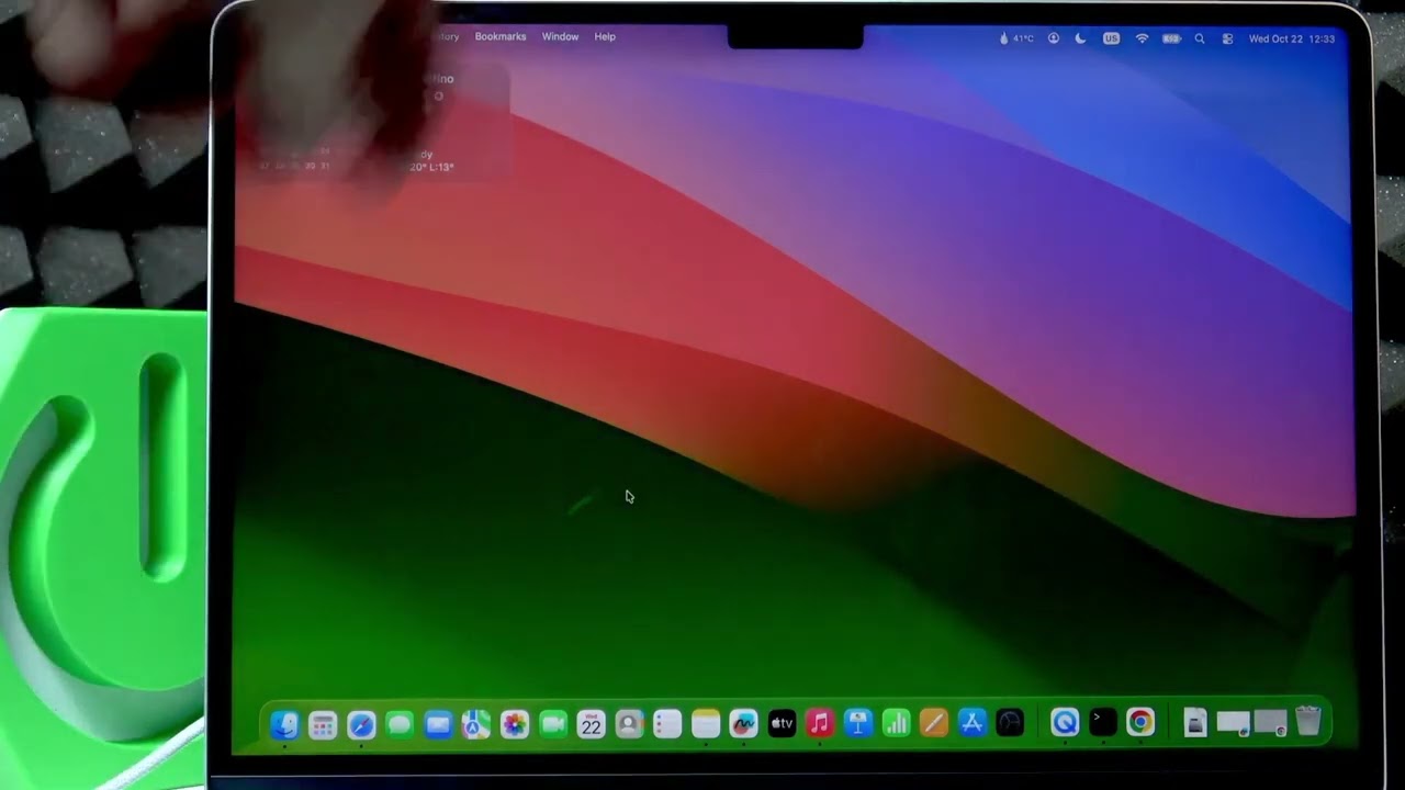 MacBook Air M4の充電方法 - YouTube