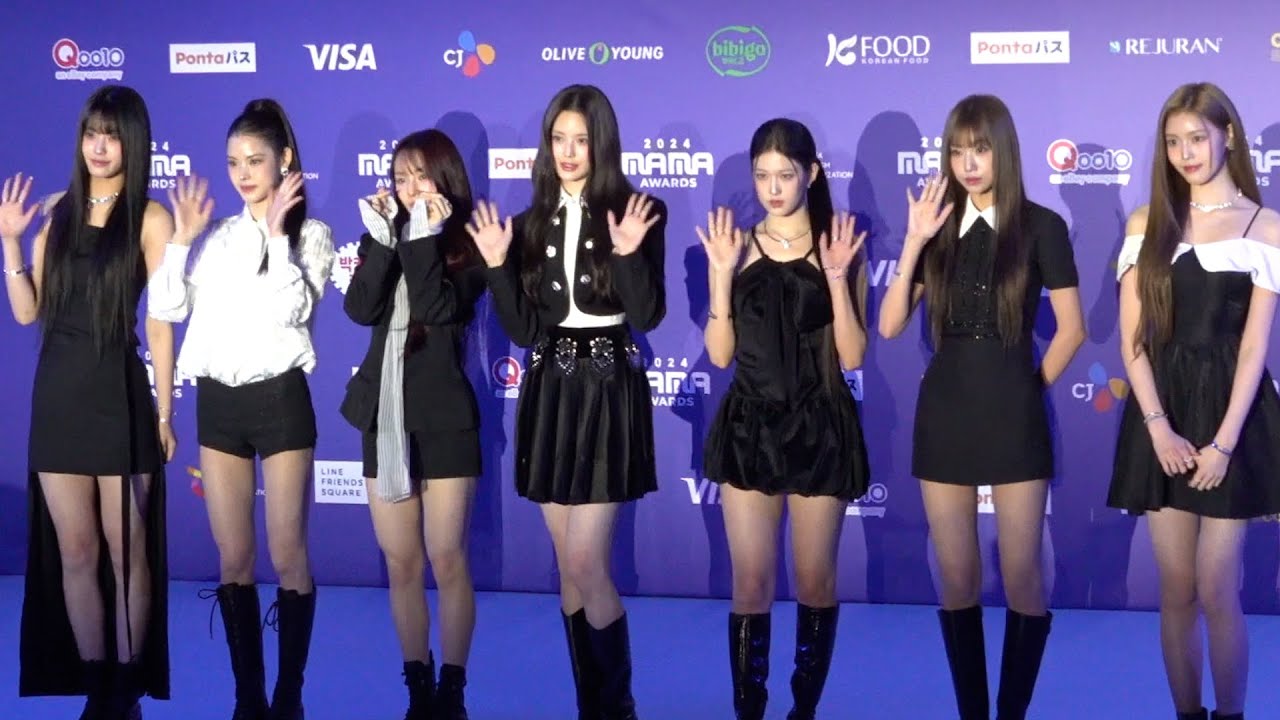 MAMA】I-LAND2から誕生したizna、初MAMAのレッドカーペットに登場！初