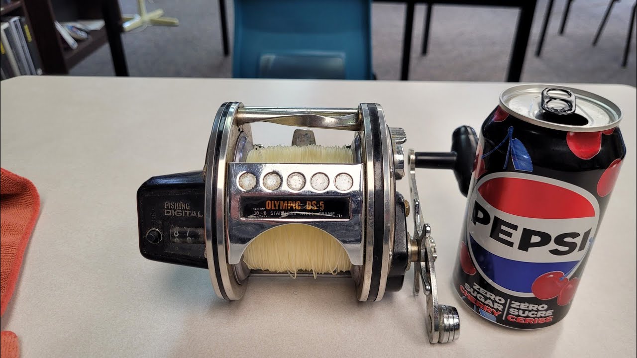 Vintage Olympic Dohzuki 500DG fishing reel made in japan Huge