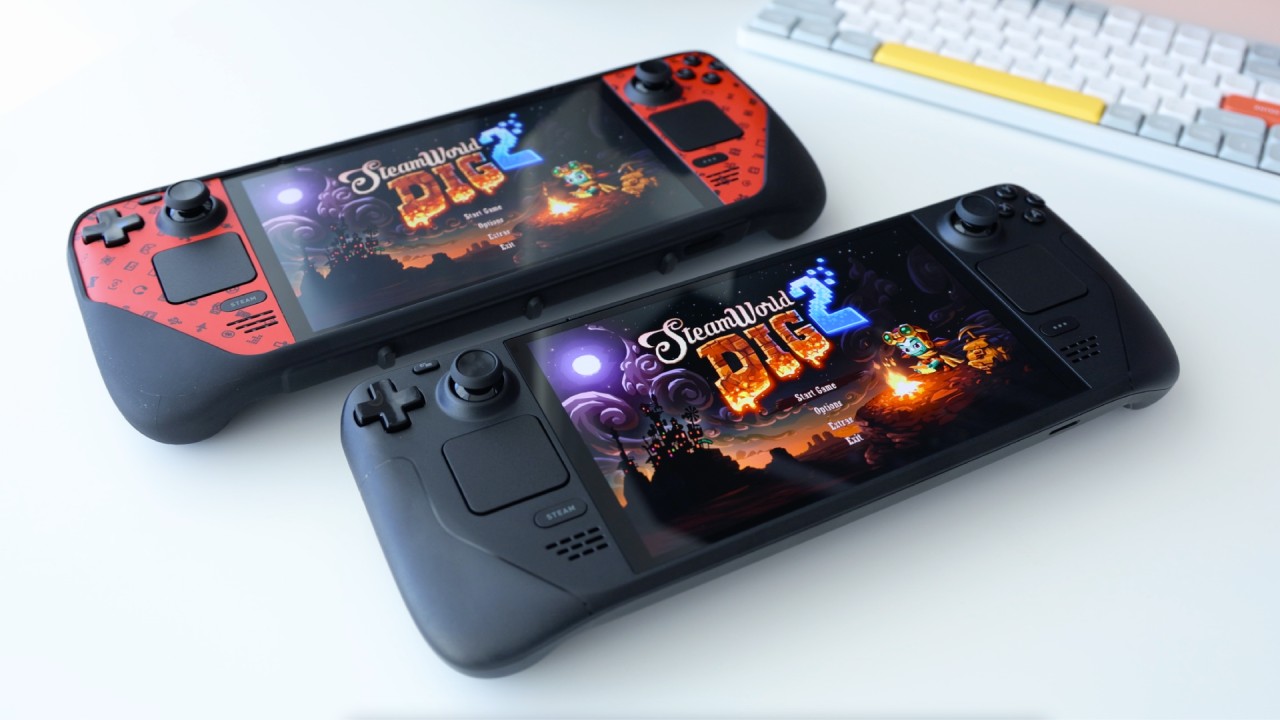 Steam Deck OLED Screen Comparison: 1TB vs 512GB (Retro Game Corps